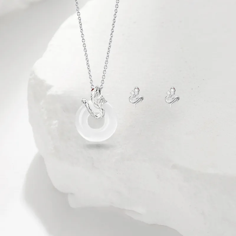 TIANJUE Chalcedony Necklaces Unisex-1