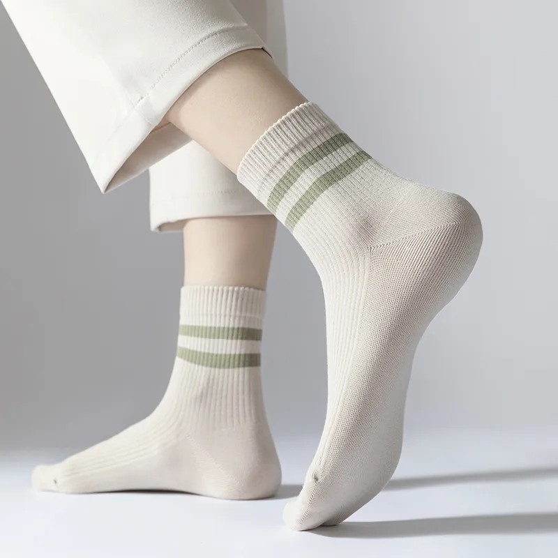 Caramella Mid-Calf Socks Women's 4 Pack-17