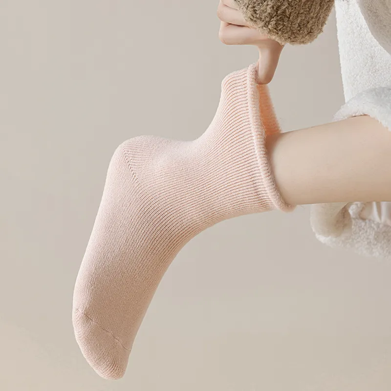 Caramella Mid Calf Socks Women's 3 Pack-87