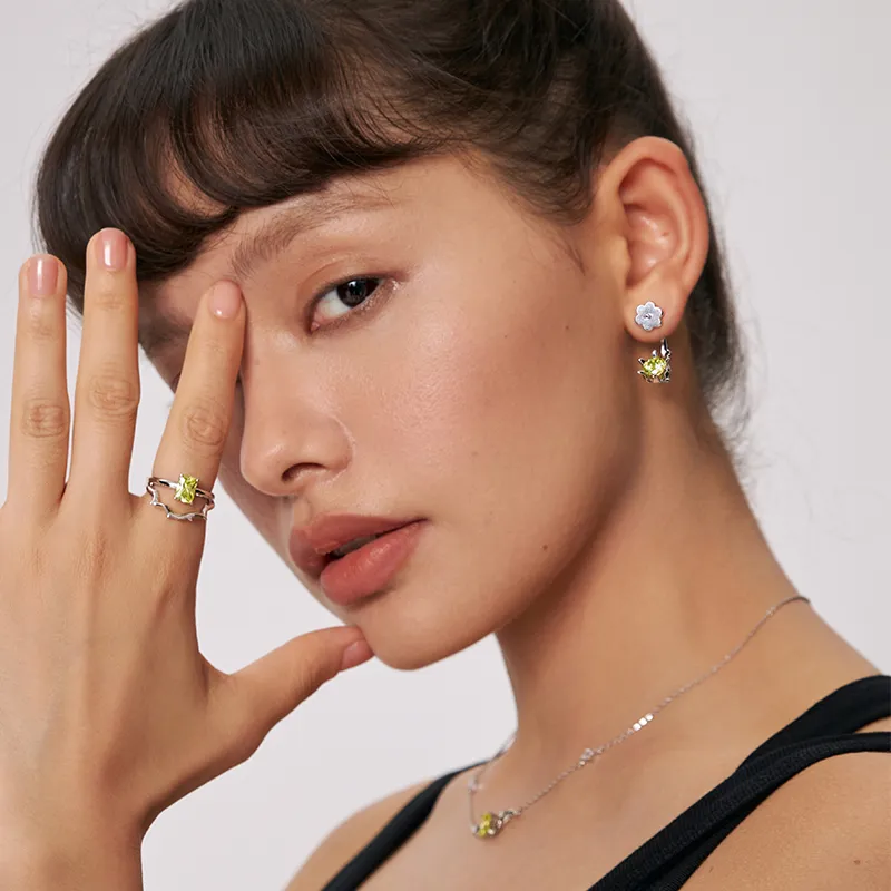 GITHA Synthetic Cubic Zirconia Earrings Unisex-4