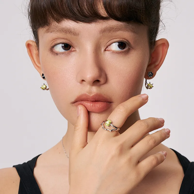 GITHA Synthetic Cubic Zirconia Earrings Unisex-1