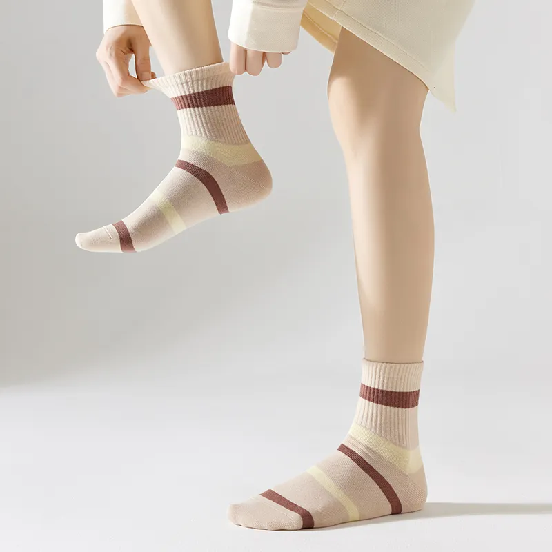 Master Women's Mid Calf Socks-1
