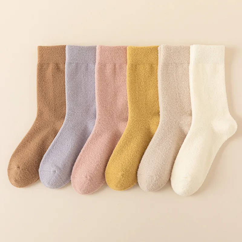 Master Women's Mid Calf Socks-1
