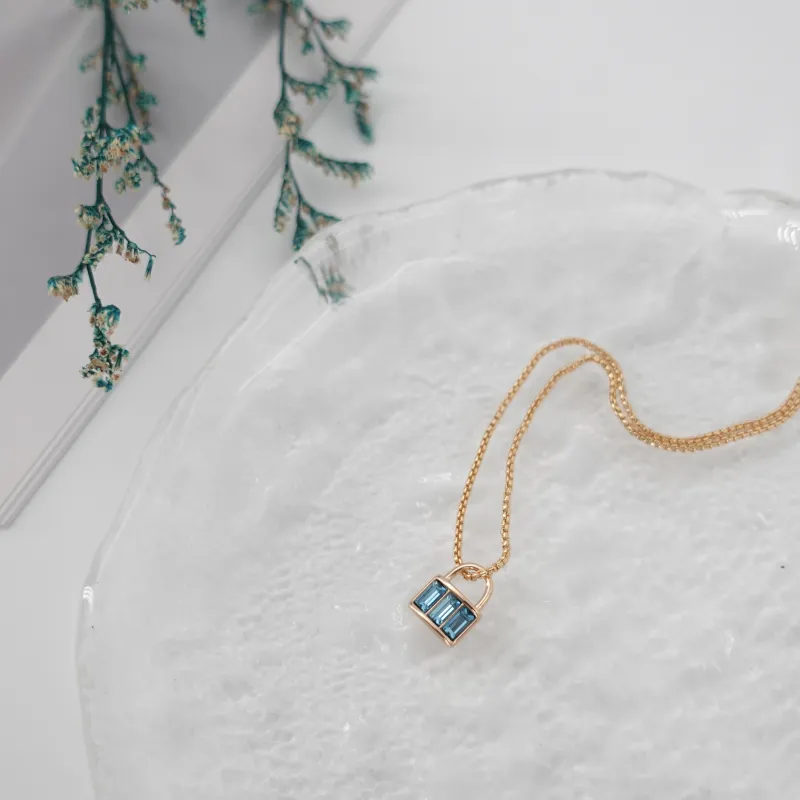 PINK U Necklaces Women's-1
