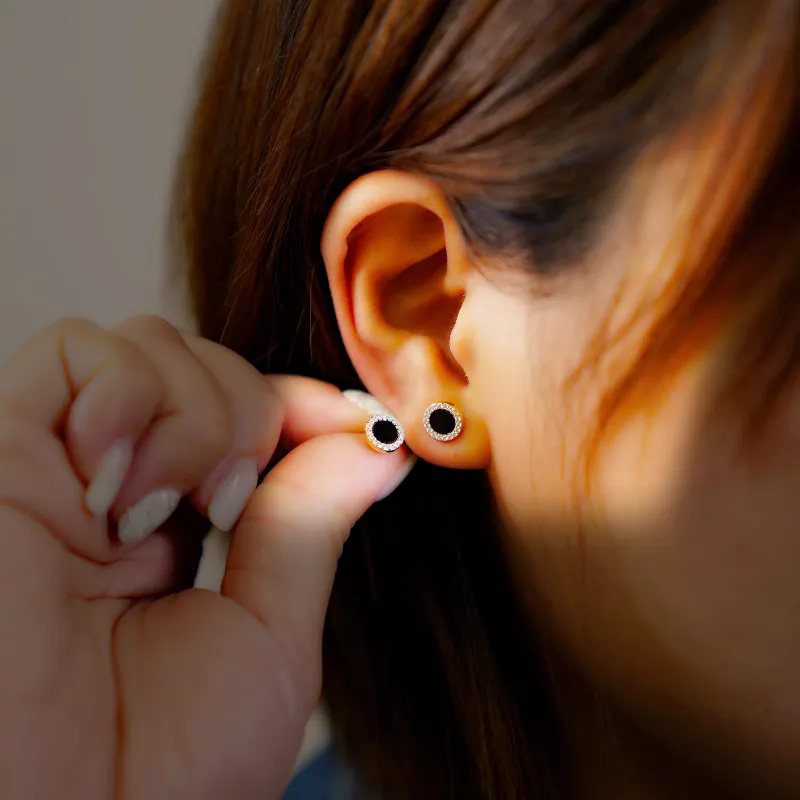 PINK U Alloy Stud Earrings Women's Black-2