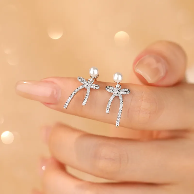 MONI JEWELLERY Stud Earrings Women's-6