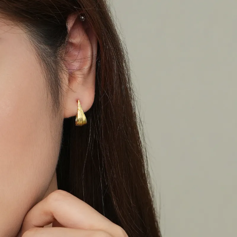MONI JEWELLERY S925 Stud Earrings Women's-1