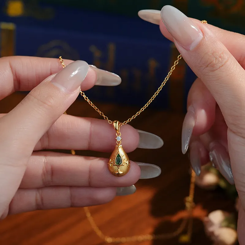 MONI JEWELLERY S925 Necklaces Women's-3