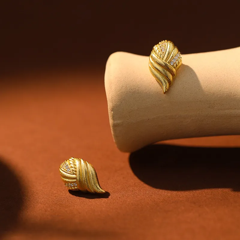 MONI JEWELLERY S925 Silver Stud Earrings Women's-4