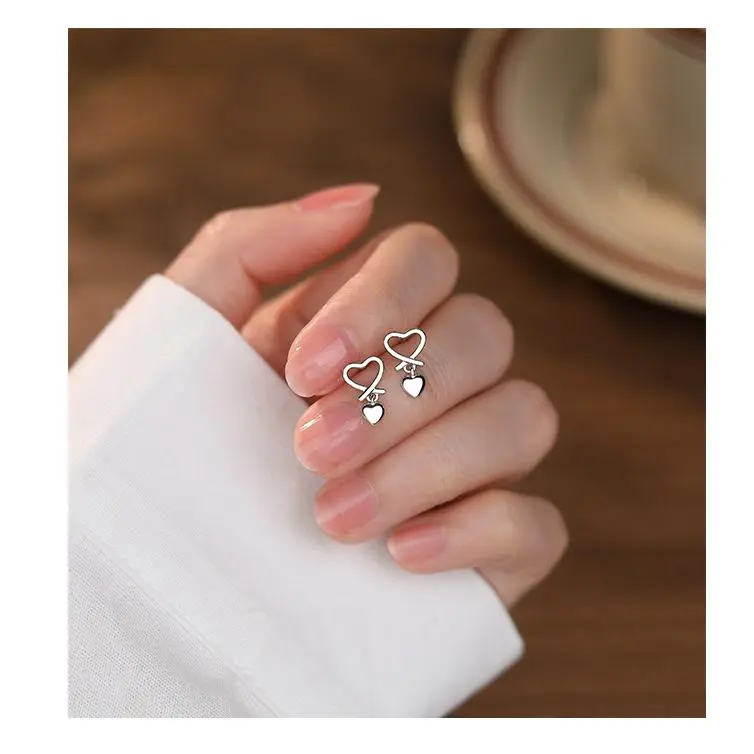 MONI JEWELLERY S925 Sterling Silver Stud Earrings Women's-1