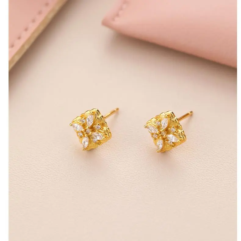 MONI JEWELLERY S925 Silver Stud Earrings Women's-1
