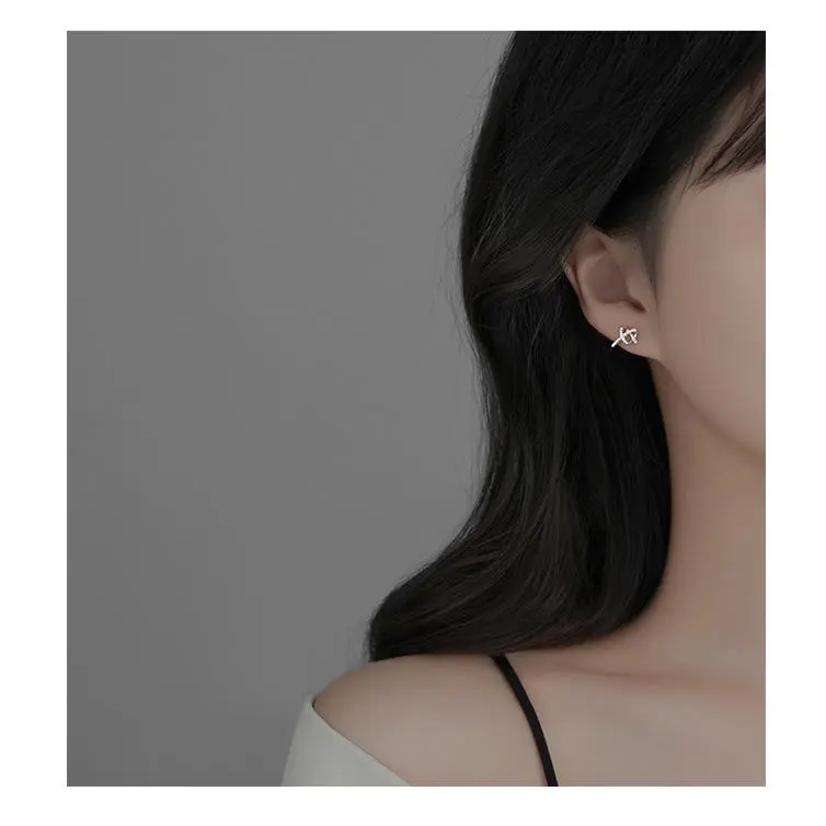MONI JEWELLERY S925 Sterling Silver Stud Earrings Women's-1