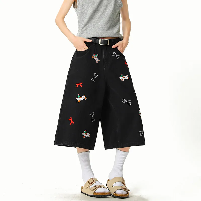 T IRA Capri Denim Shorts Unisex-5
