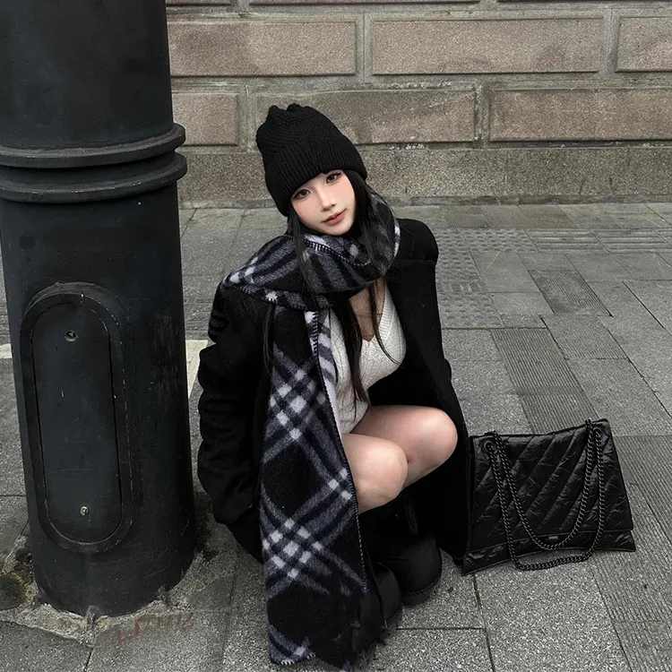 Yalu Wool Knit Scarves Unisex Gift Box Set-1