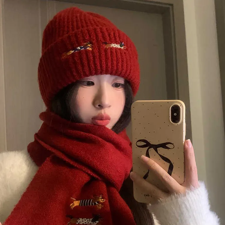 Yalu Polyester Beanies Unisex Gift Box Set-4