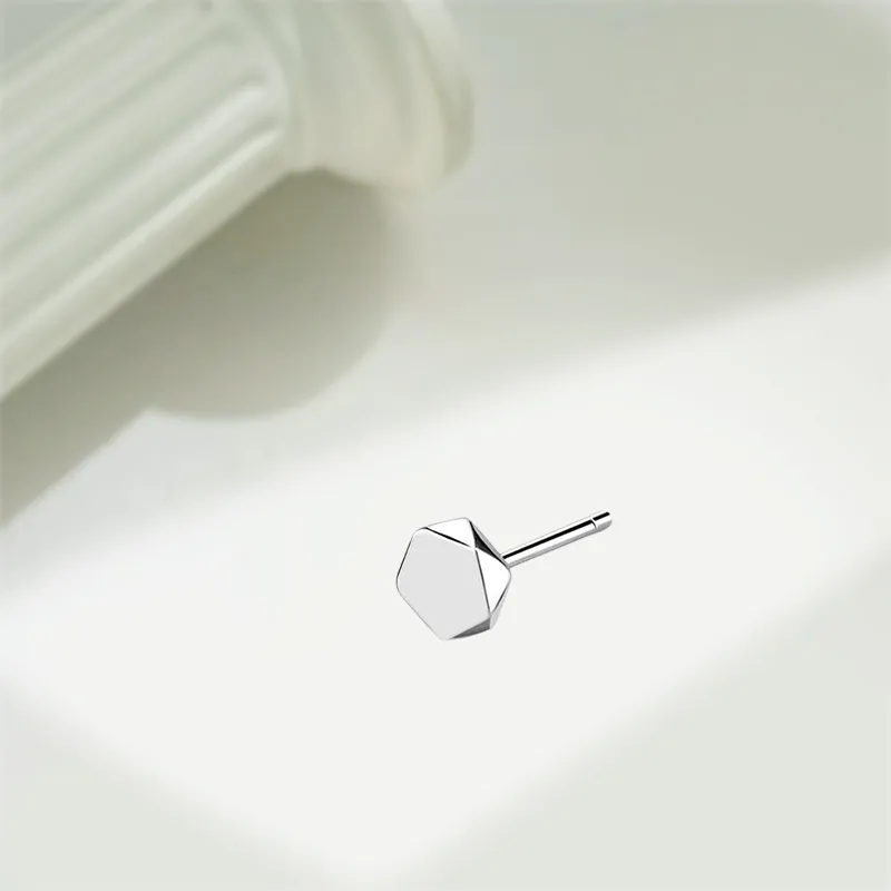 KIVA Sterling Silver Stud Earrings Unisex-3