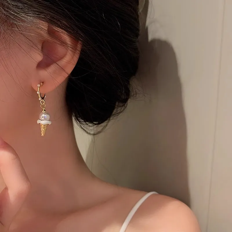 QIANFANGDAHUANGYE Alloy Earrings Women's-1