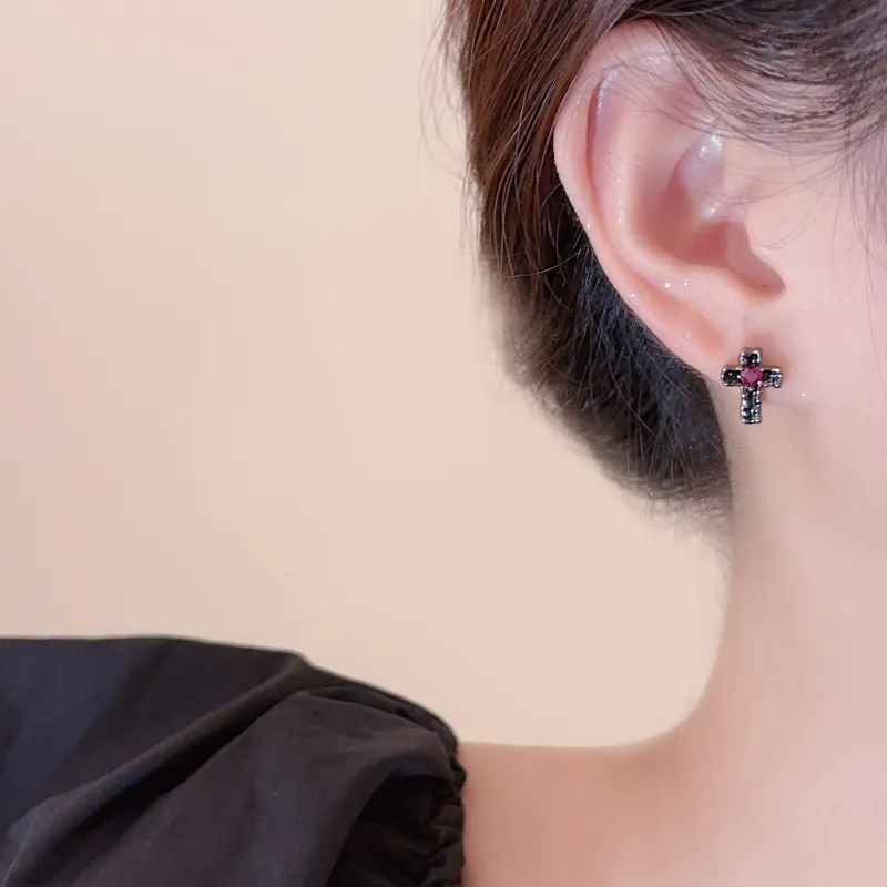 QIANFANGDAHUANGYE Alloy Stud Earrings Women's-1