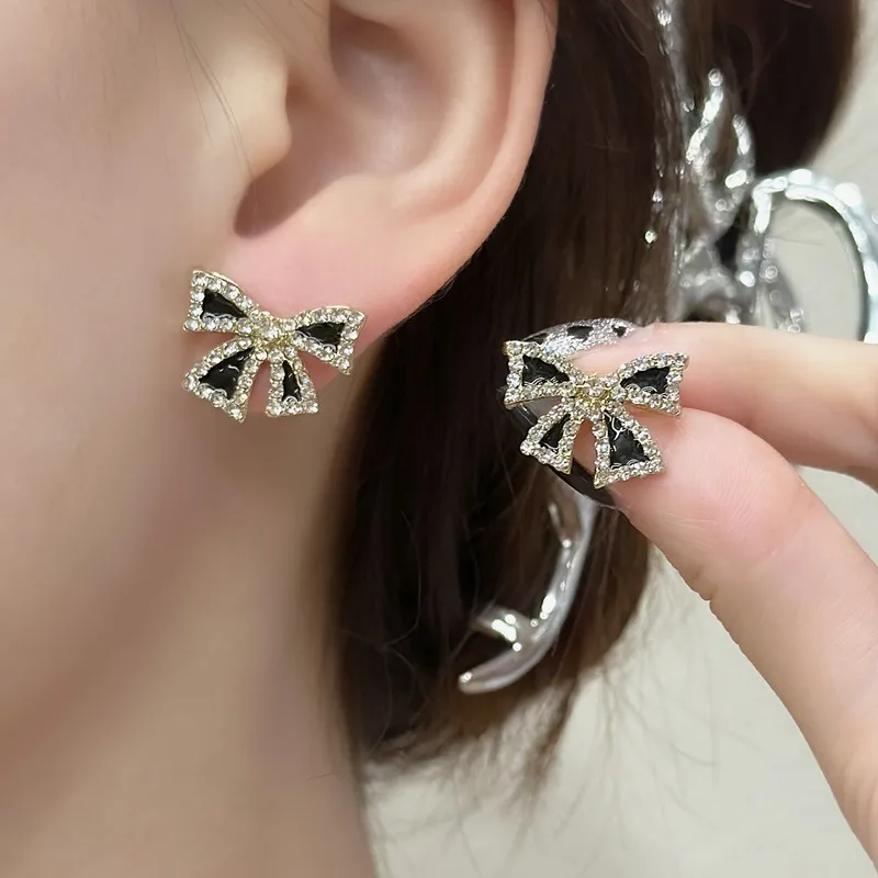 QIANFANGDAHUANGYE Zircon Stud Earrings Women's-1