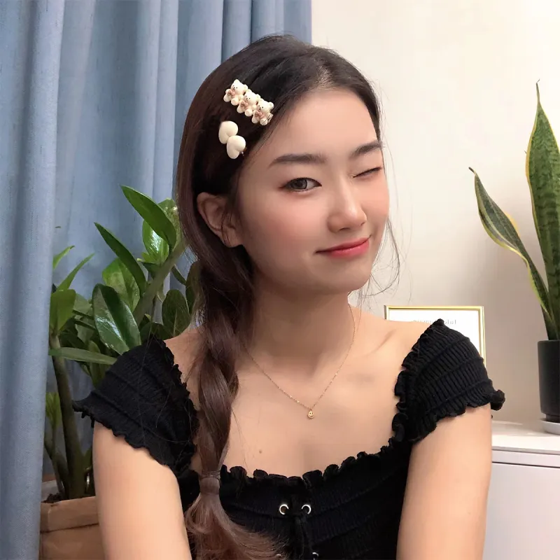 QIANFANGDAHUANGYE Alloy Hair Clips Women's-1