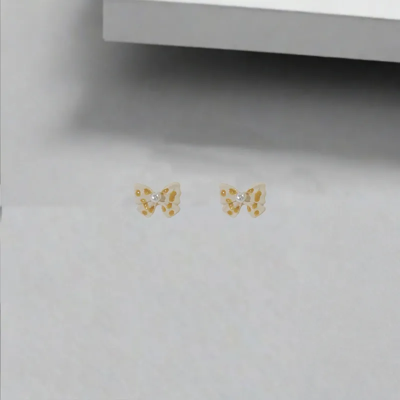 QIANFANGDAHUANGYE Resin, Pearl S925 Sterling Silver Stud Earrings Women's-4