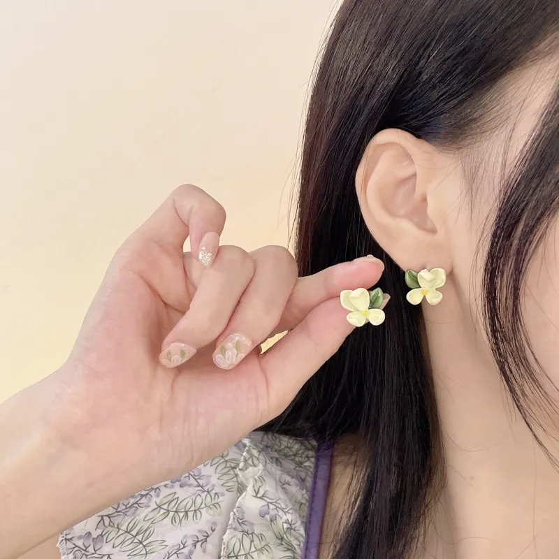 QIANFANGDAHUANGYE Resin Stud Earrings Women's-1