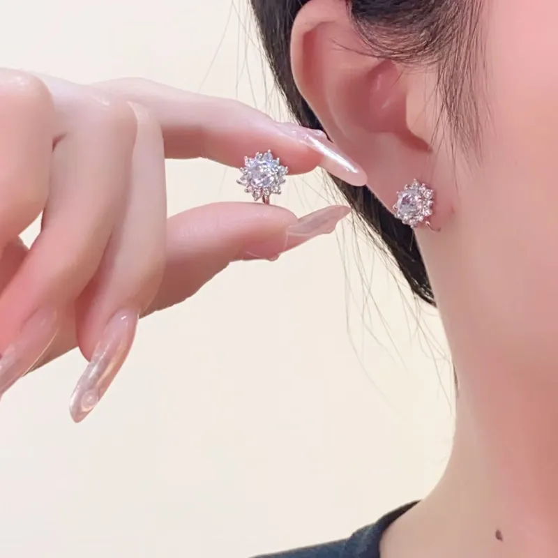 QIANFANGDAHUANGYE Zircon Clip On Earrings Women's-1