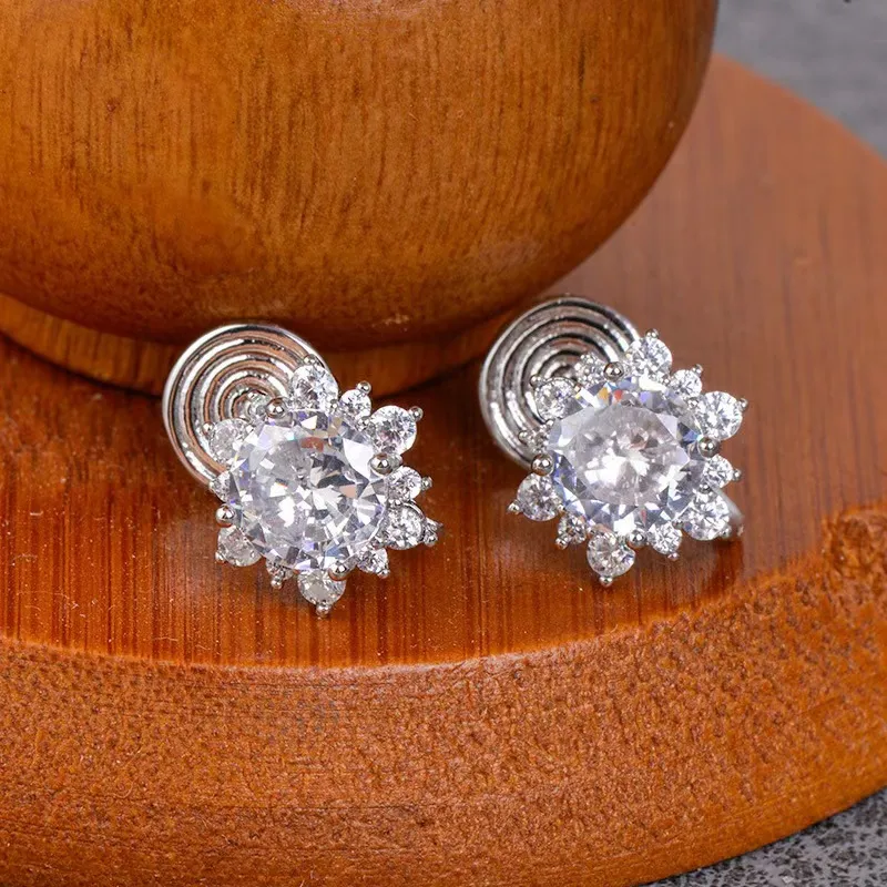 QIANFANGDAHUANGYE Zircon Clip On Earrings Women's-2