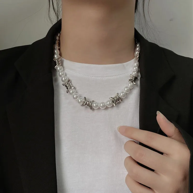 QIANFANGDAHUANGYE Titanium Steel Necklaces Unisex-1