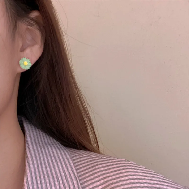 QIANFANGDAHUANGYE Resin Stud Earrings Women's-1