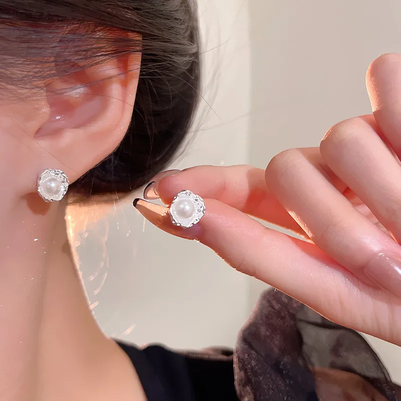 QIANFANGDAHUANGYE Alloy Stud Earrings Women's-1