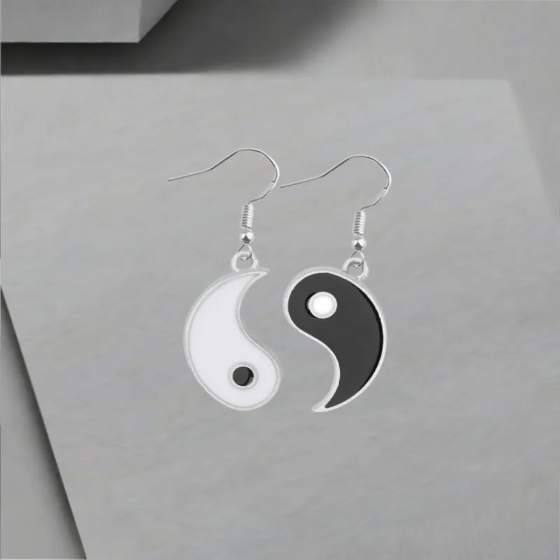 QIANFANGDAHUANGYE Oil Drip Earrings Unisex-2