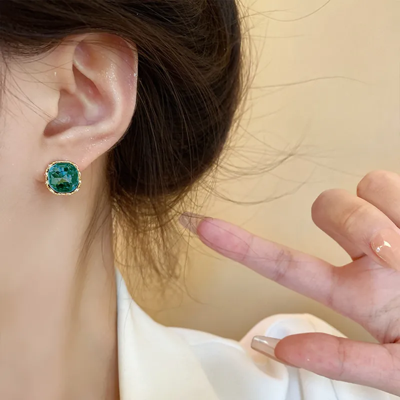 QIANFANGDAHUANGYE Zircon Stud Earrings Women's-1