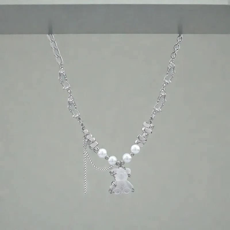 QIANFANGDAHUANGYE Resin Necklaces Women's-3