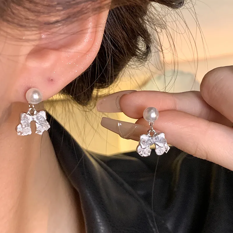 QIANFANGDAHUANGYE Zircon Earrings Women's-1