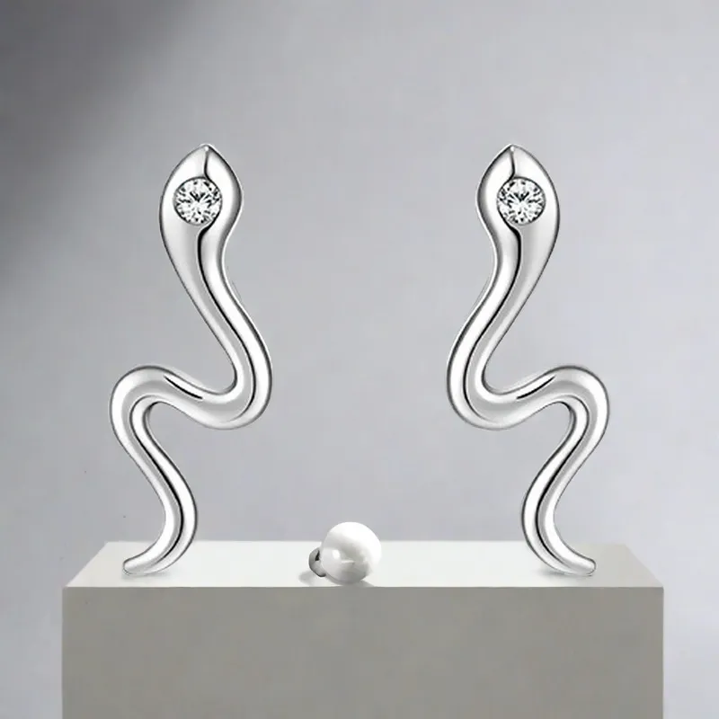QIANFANGDAHUANGYE Alloy Stud Earrings Unisex-2