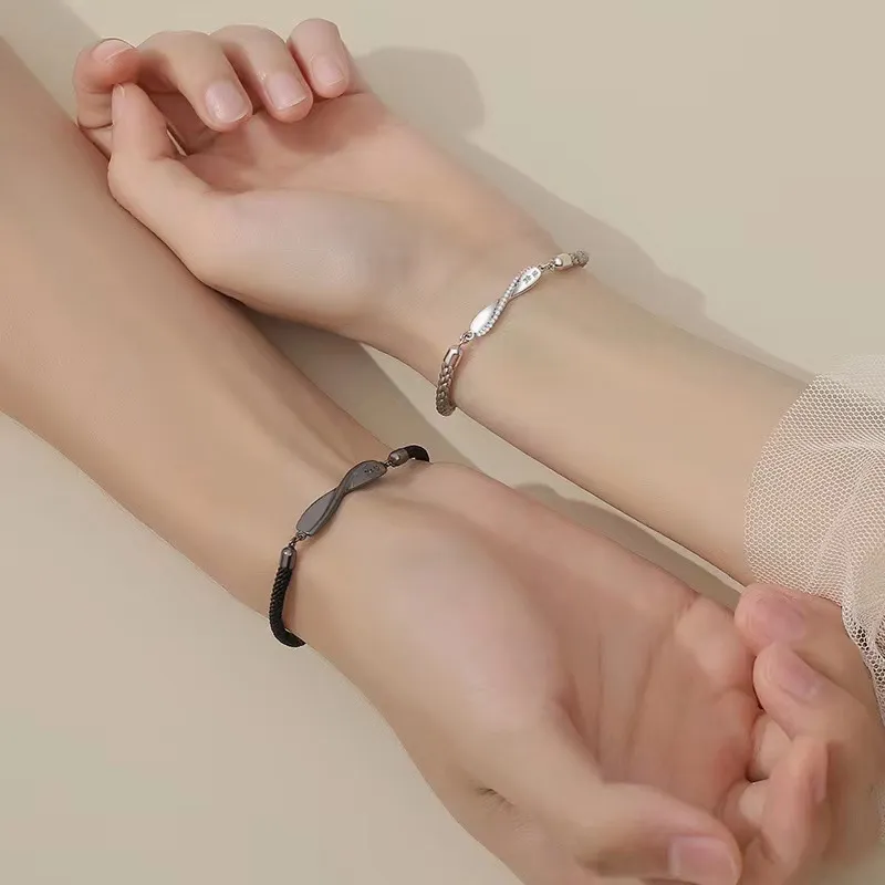 QIANFANGDAHUANGYE Alloy Bracelets Unisex-1