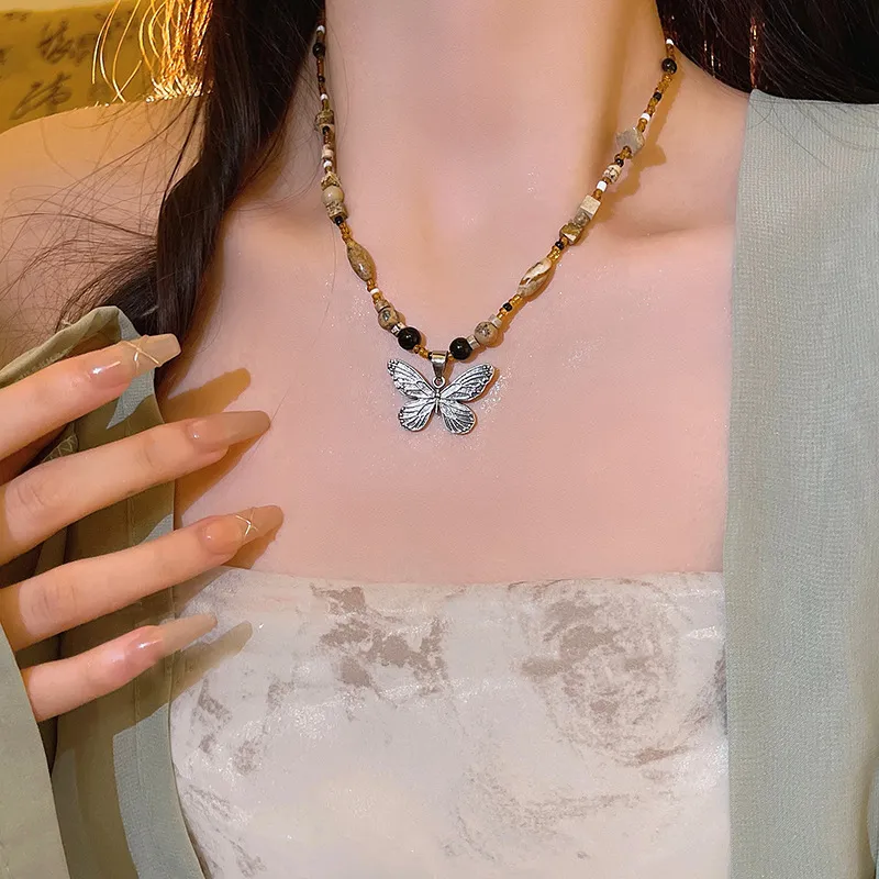 QIANFANGDAHUANGYE Alloy/Resin Necklaces Women's-1