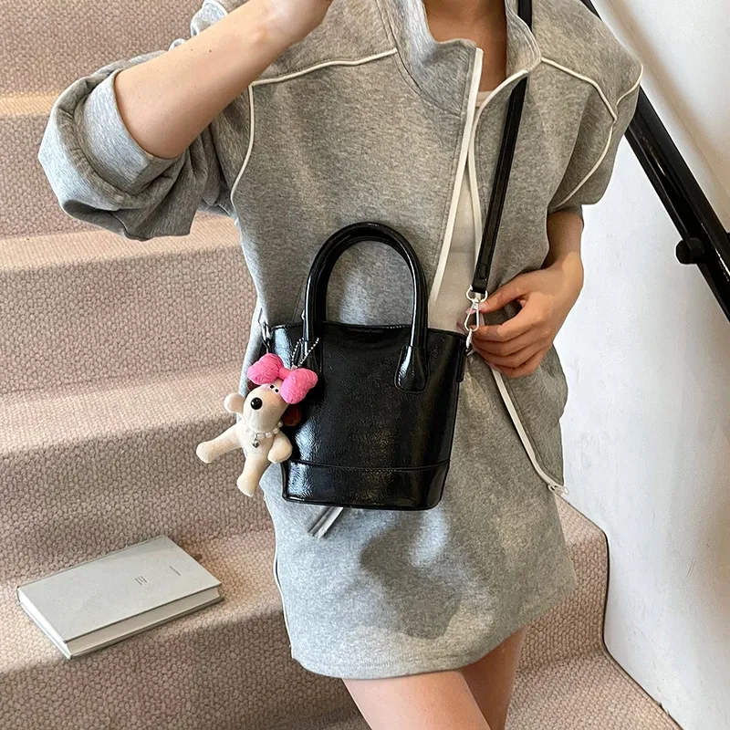 Homeboisportclub PU Handbag Women's Multicolor-18