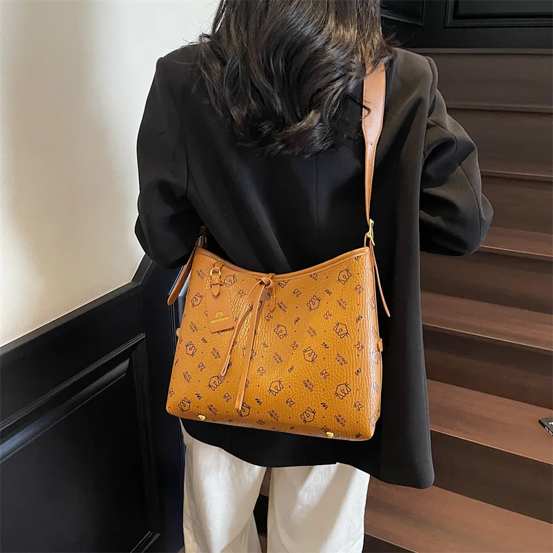 Homeboisportclub PU Shoulder Bag Women's Multicolor-11