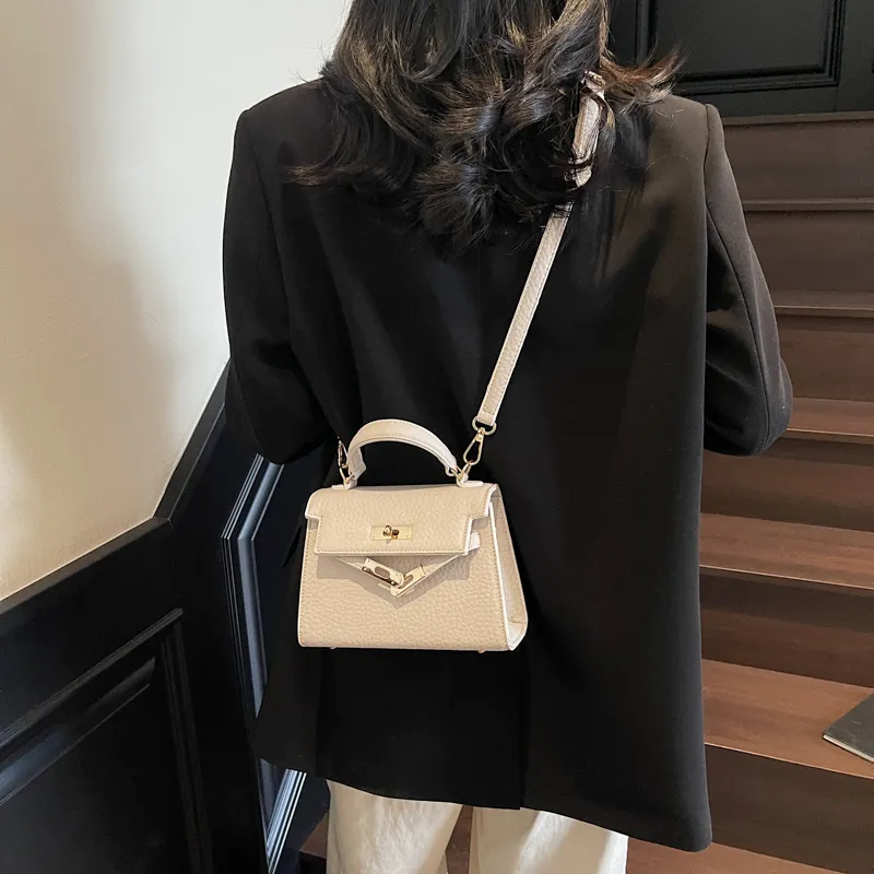 Homeboisportclub PU Handbag Regular Women's Black/White/Coffee-3