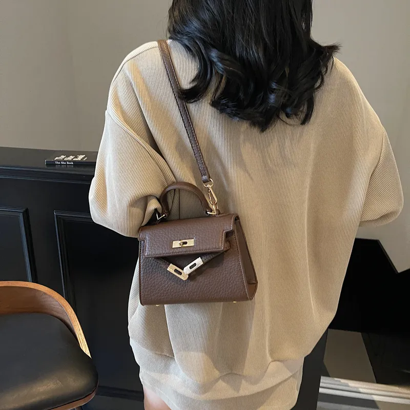 Homeboisportclub PU Handbag Regular Women's Black/White/Coffee-14