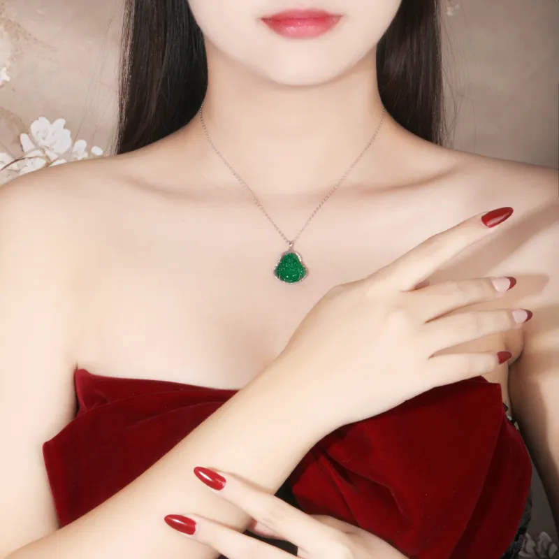 Lao Feng Xiang Chalcedony Necklaces Unisex-1