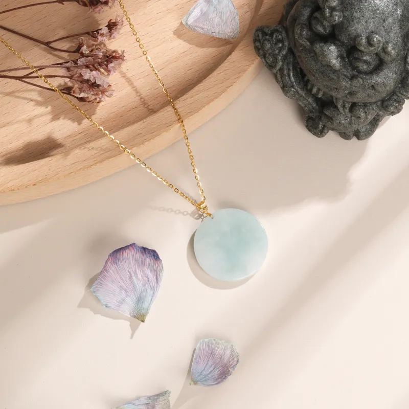 Lao Feng Xiang Glutinous Jade Jadeite Necklaces Unisex-4