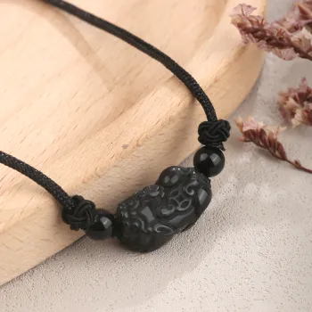 Lao Feng Xiang Obsidian Jade Unisex