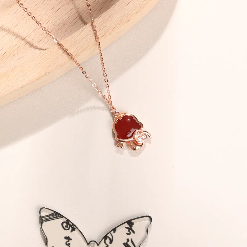 Lao Feng Xiang Agate Jade Necklaces Women's-2