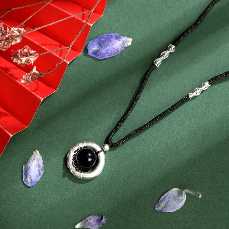 Lao Feng Xiang Agate Jade Necklaces Unisex-9