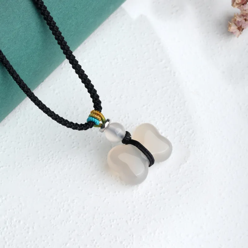 Lao Feng Xiang Chalcedony Necklaces Unisex-5