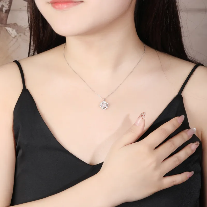 Lao Feng Xiang Chalcedony Necklaces Women's-1