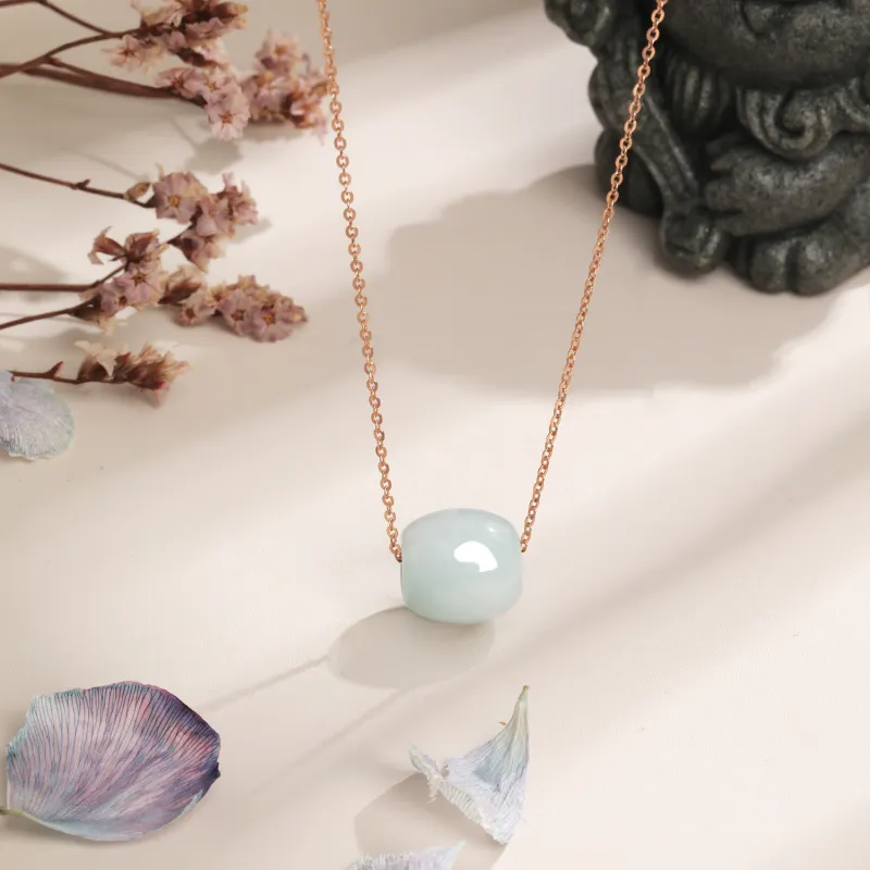 Lao Feng Xiang Bean Type Jadeite Necklaces Women's-2